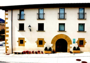 Hotels in Salinas De Pamplona